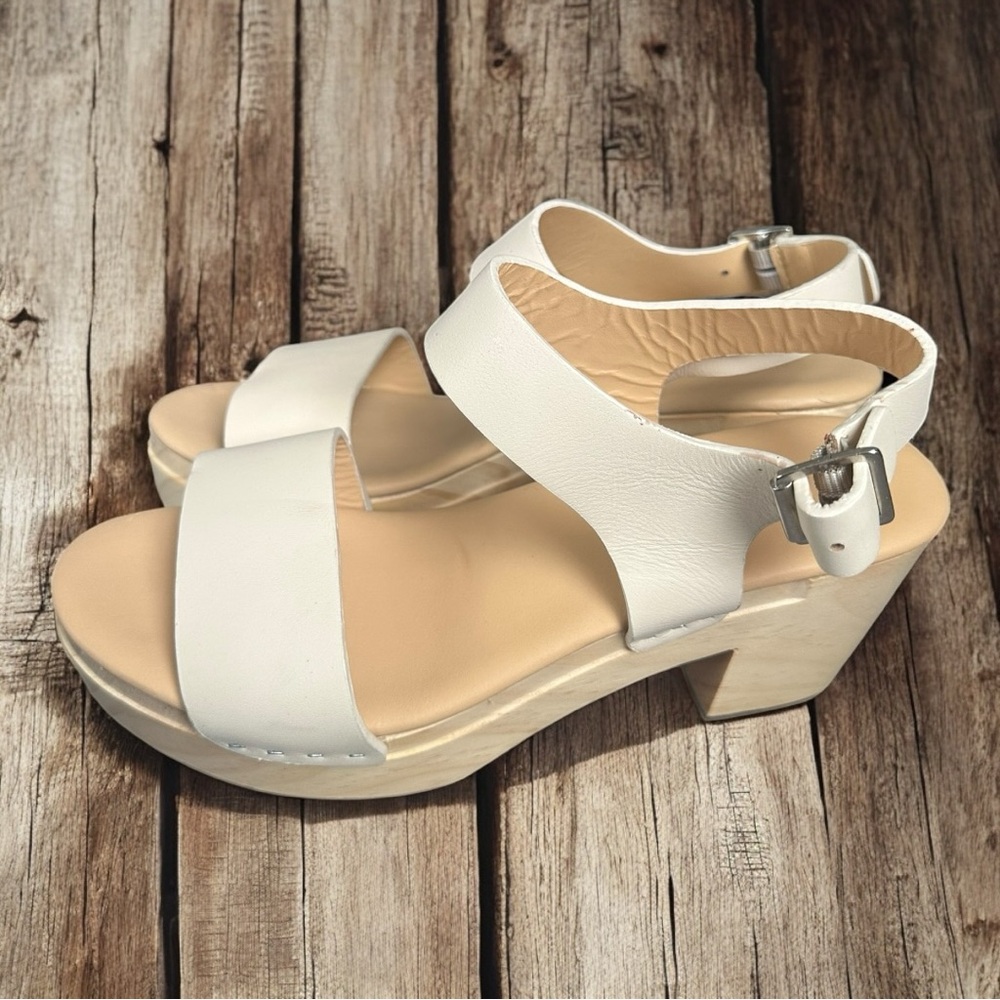 Elegant Nisolo All Day Women’s Platform Bone Sandals